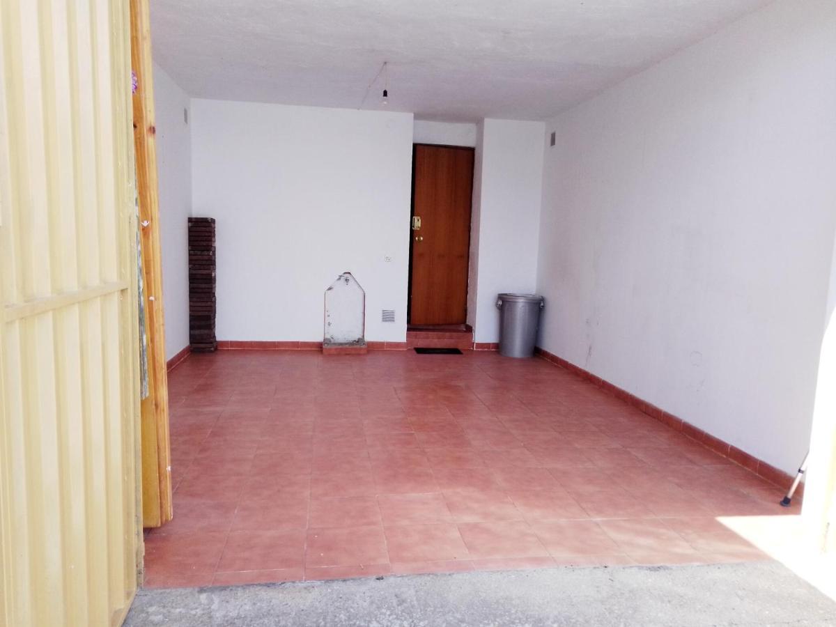Las/Rosas Orgaz Esterno foto