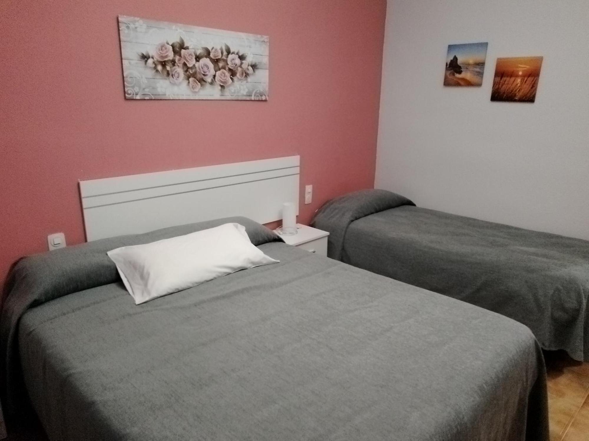 Las/Rosas Orgaz Esterno foto